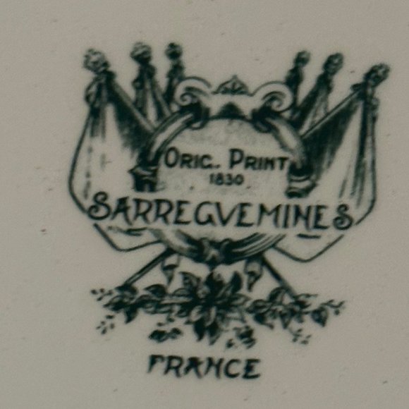 ANTIQUE SARREGUEMINES NAPOLEONIC BATTLE-SCENE PLATE - Picture 2 of 4